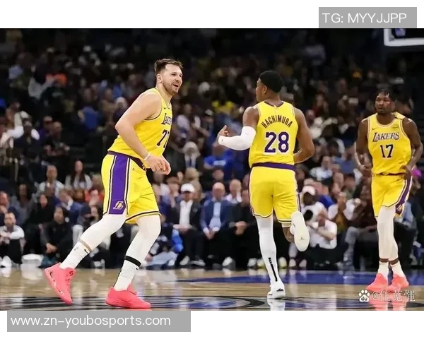 雷迪克呼吁湖人保持冠军状态东契奇强调身心兼备的重要性 雷迪克呼吁湖人保持冠军状态东契奇强调身心兼备的重要性