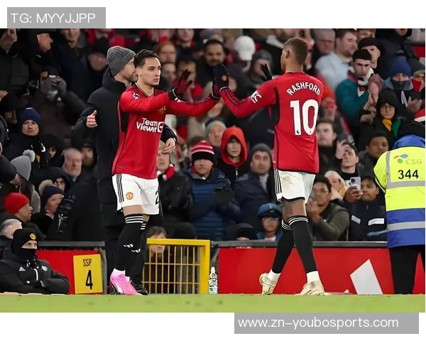 滕哈赫短暂执教结束尤尔曼德接任后德甲战绩辉煌 滕哈赫短暂执教结束尤尔曼德接任后德甲战绩辉煌