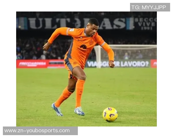 邓弗里斯谈金球奖排名称其是对整赛季表现的认可而非唯一标准 邓弗里斯谈金球奖排名称其是对整赛季表现的认可而非唯一标准