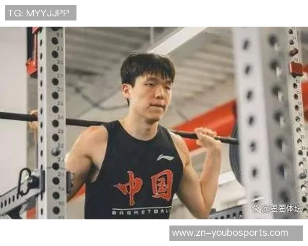 媒体人分析杨瀚森表现：提升速度与对抗能力控制犯规成关键