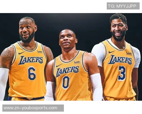 迈克布朗解析先发调整策略应对绿军小个阵容避免大个防守后卫