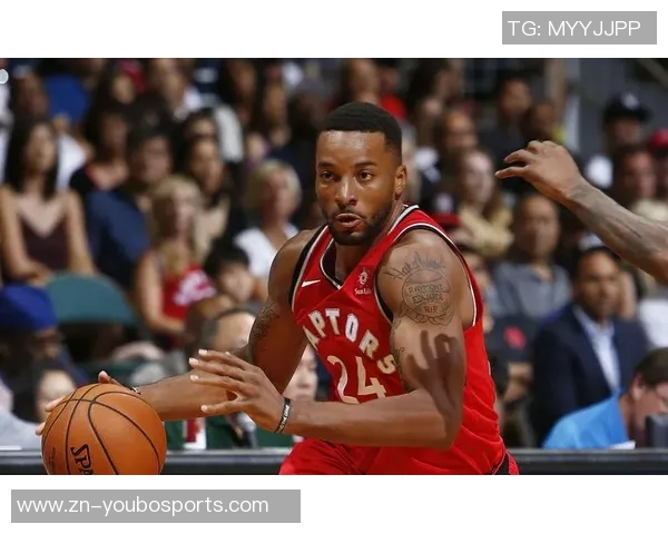 诺曼鲍威尔喜迎新生命00后女友怀孕颜值引关注