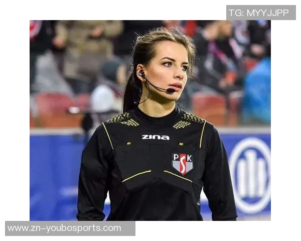 意大利女边裁因美貌遭职业歧视自述不平等经历与坚持 意大利女边裁因美貌遭职业歧视自述不平等经历与坚持