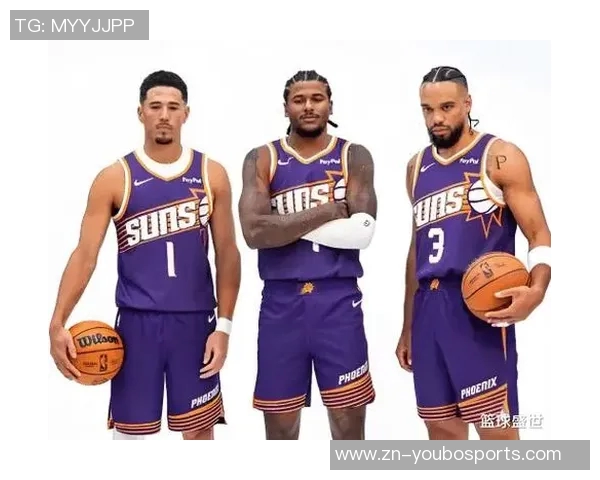 布克称赞格林阿伦为进攻核心我们始终保持下一个顶上来的心态 布克称赞格林阿伦为进攻核心我们始终保持下一个顶上来的心态